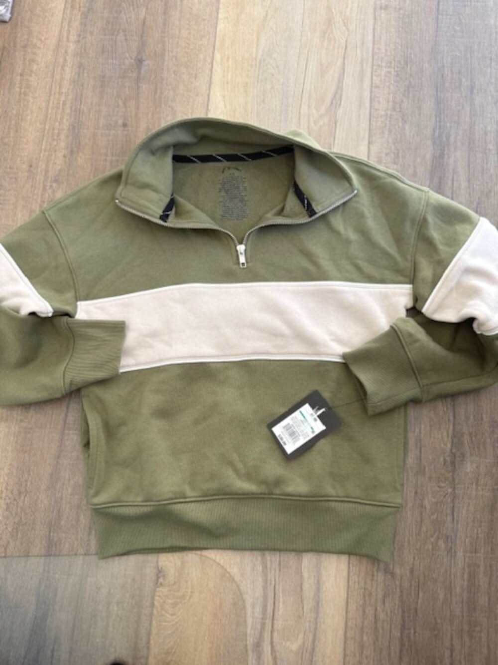 NWT Art Class 1/4 Zip Sweatshirt Boys Med (8)